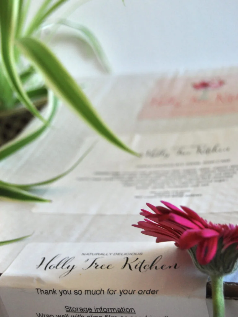 Photo of a Holly Tree Kitchen delivery box.